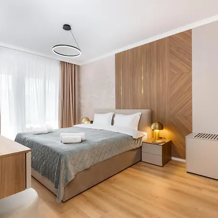 Hubix Coresi Apartamento