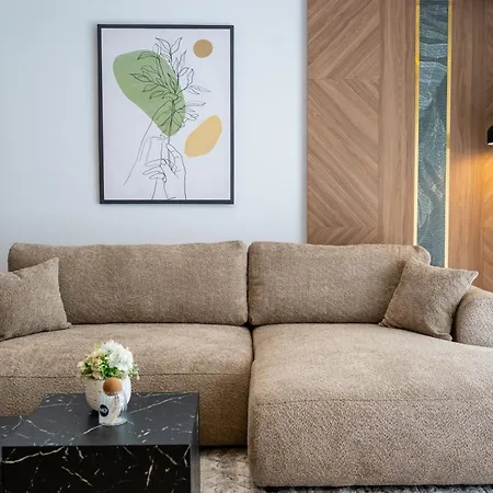 Apartment Hubix Coresi *